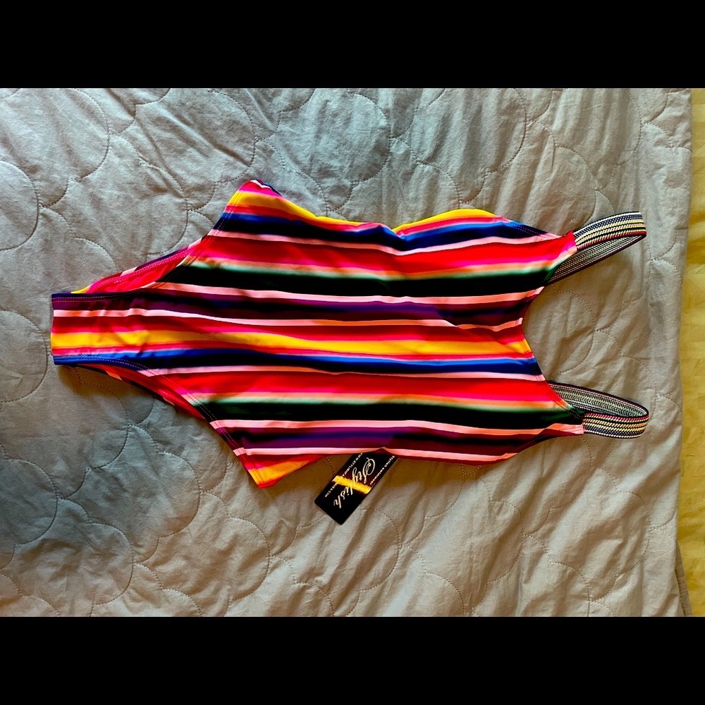 NW one piece swim suit size small